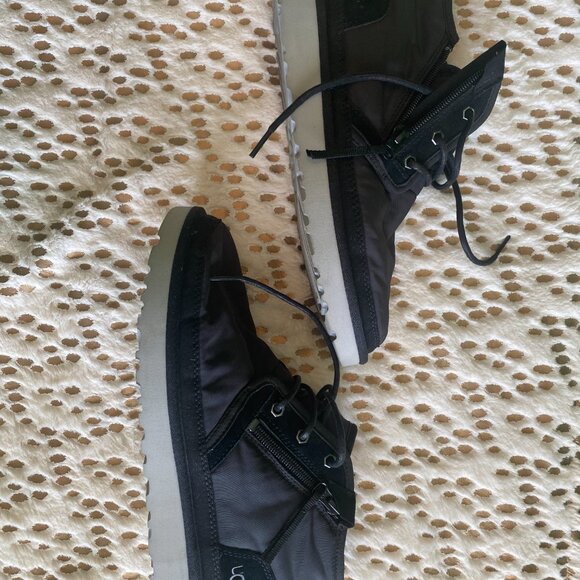 UGG Boots Men Size 9 Never Worn